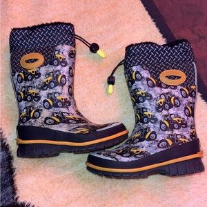 Kids Tractor Print Insulated Snow Boots